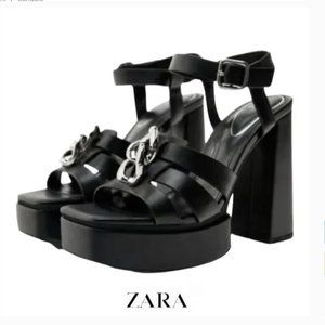 ZARA BLACK STRAPPY CHUNKY PLATFORM HEELED SANDALS